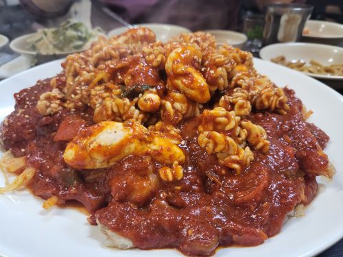 종로찌개마을 매장 방문 후 남겨주신 고객 리뷰 사진입니다.