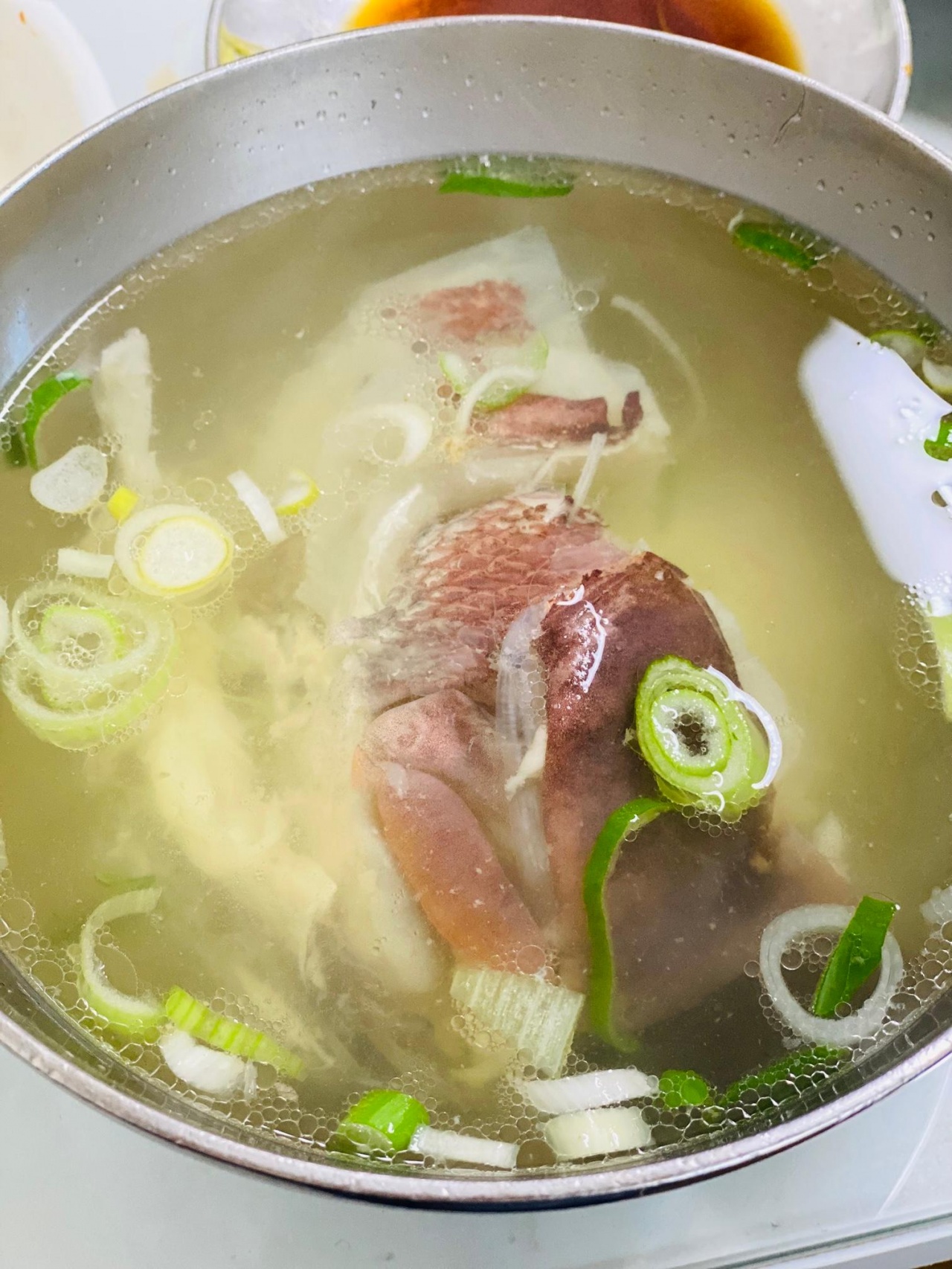 부산명물횟집 매장 방문 후 남겨주신 고객 리뷰 사진입니다.
