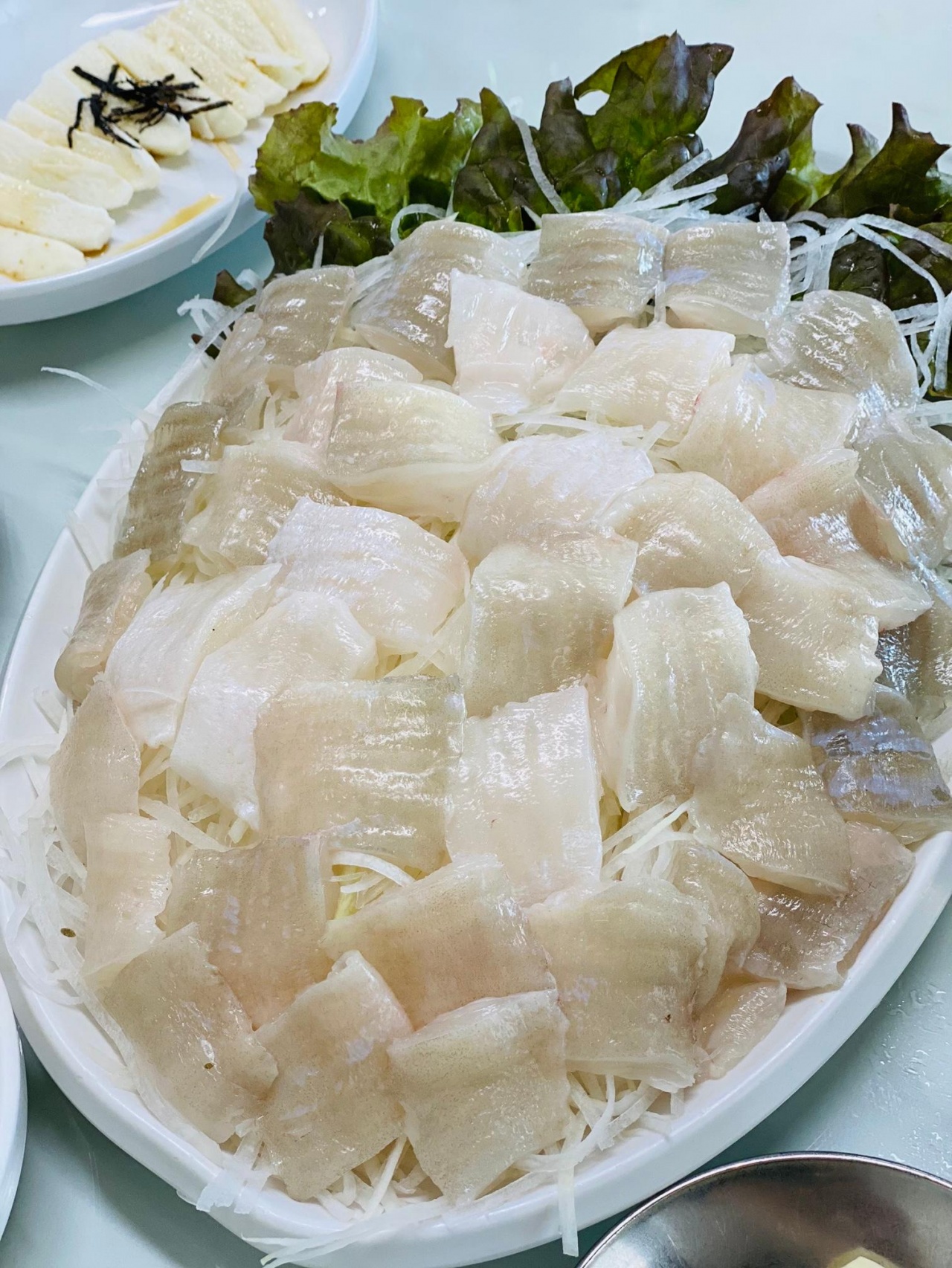 부산명물횟집 매장 방문 후 남겨주신 고객 리뷰 사진입니다.