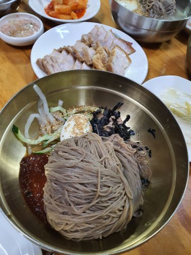 천서리막국수 매장 방문 후 남겨주신 고객 리뷰 사진입니다.