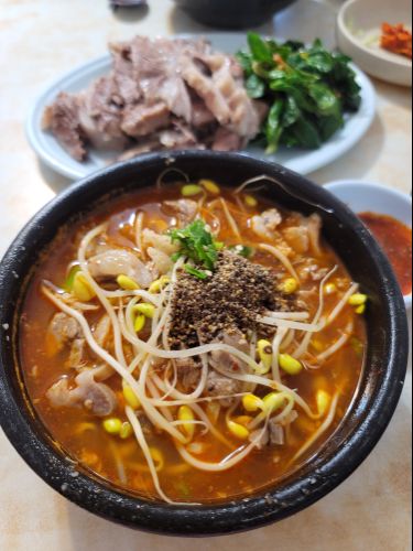 나진국밥 매장 방문 후 남겨주신 고객 리뷰 사진입니다.