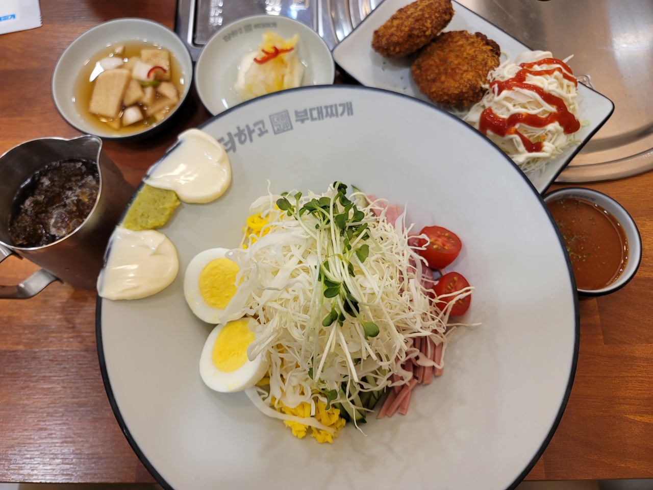더하고부대찌개 매장 방문 후 남겨주신 고객 리뷰 사진입니다.