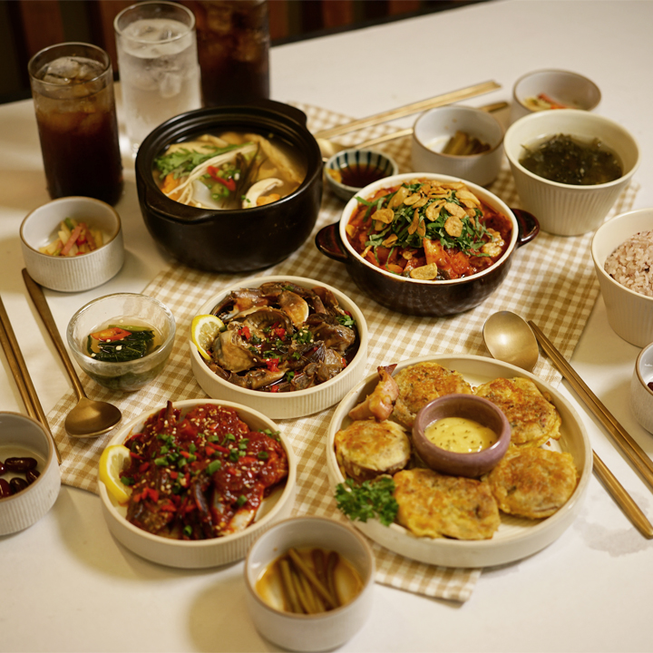 로컬식당 매장 방문 후 남겨주신 고객 리뷰 사진입니다.