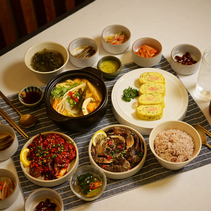 로컬식당 매장 방문 후 남겨주신 고객 리뷰 사진입니다.