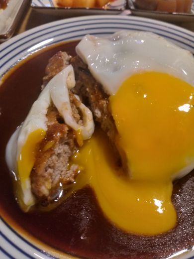 윤휘식당 매장 방문 후 남겨주신 고객 리뷰 사진입니다.