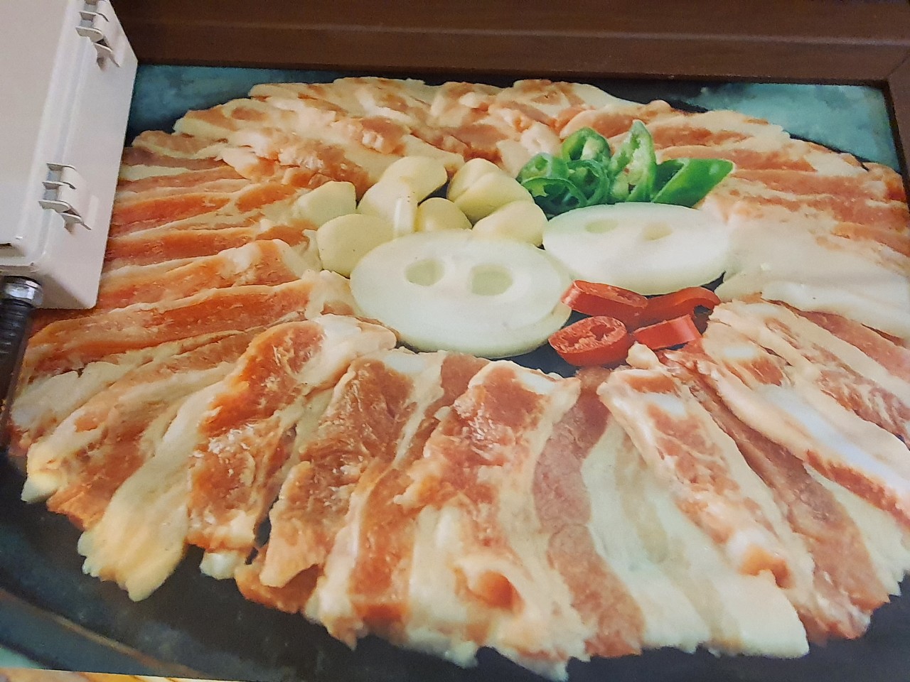 가마솥삼겹살 매장 방문 후 남겨주신 고객 리뷰 사진입니다.