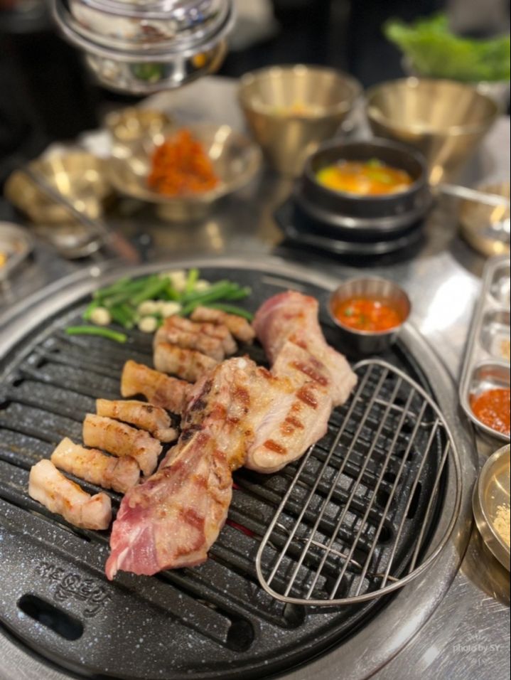 골드식당 매장 방문 후 남겨주신 고객 리뷰 사진입니다.