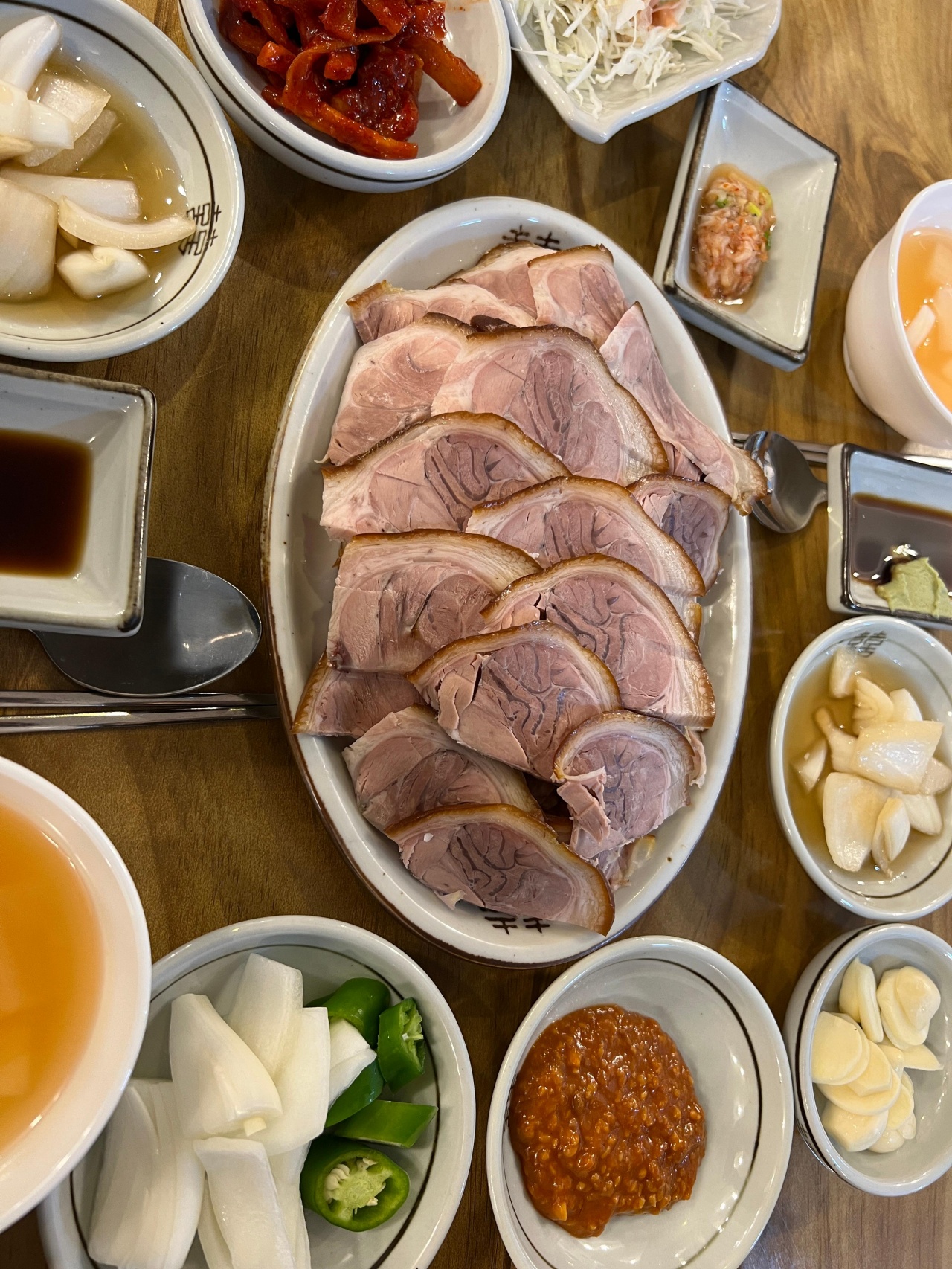 마산족발 매장 방문 후 남겨주신 고객 리뷰 사진입니다.
