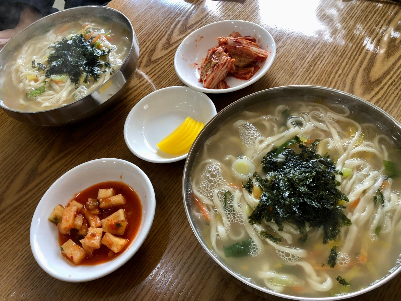 고향만두 매장 방문 후 남겨주신 고객 리뷰 사진입니다.