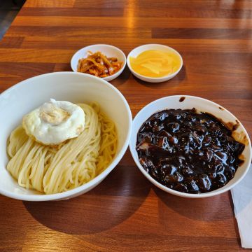 내가찾던중식당오즈 매장 방문 후 남겨주신 고객 리뷰 사진입니다.