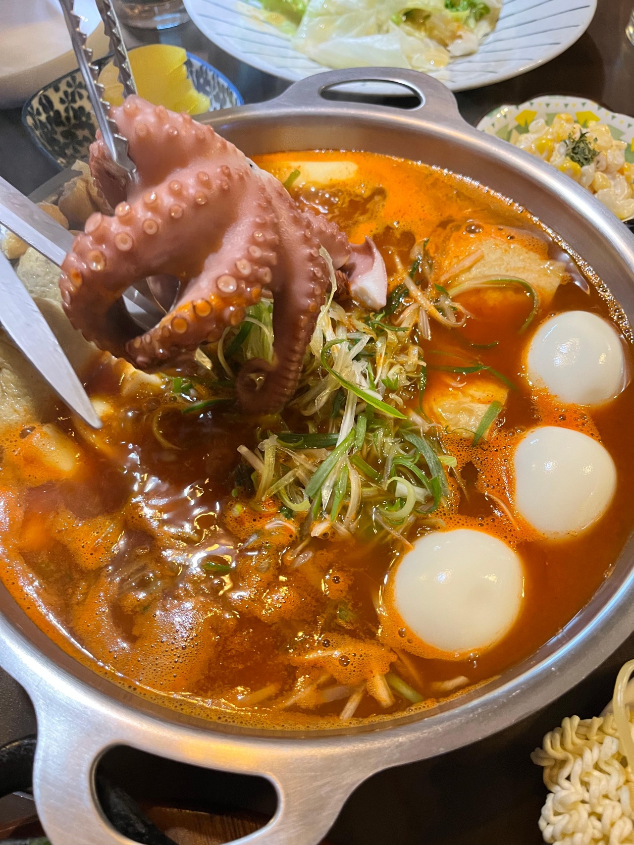 육떡식당 문어떡볶이 - 제주, 중문 예래 | 맛집검색 식신