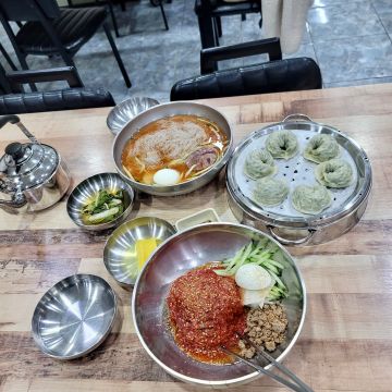 밀양면옥 매장 방문 후 남겨주신 고객 리뷰 사진입니다.