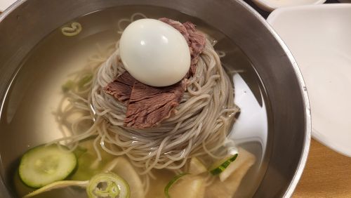 정인면옥 매장 방문 후 남겨주신 고객 리뷰 사진입니다.