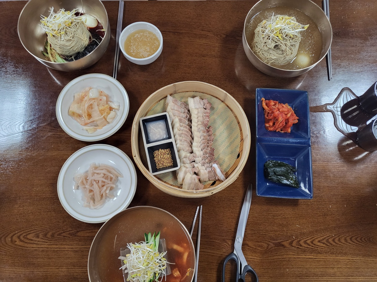 메밀꽃향기 매장 방문 후 남겨주신 고객 리뷰 사진입니다.