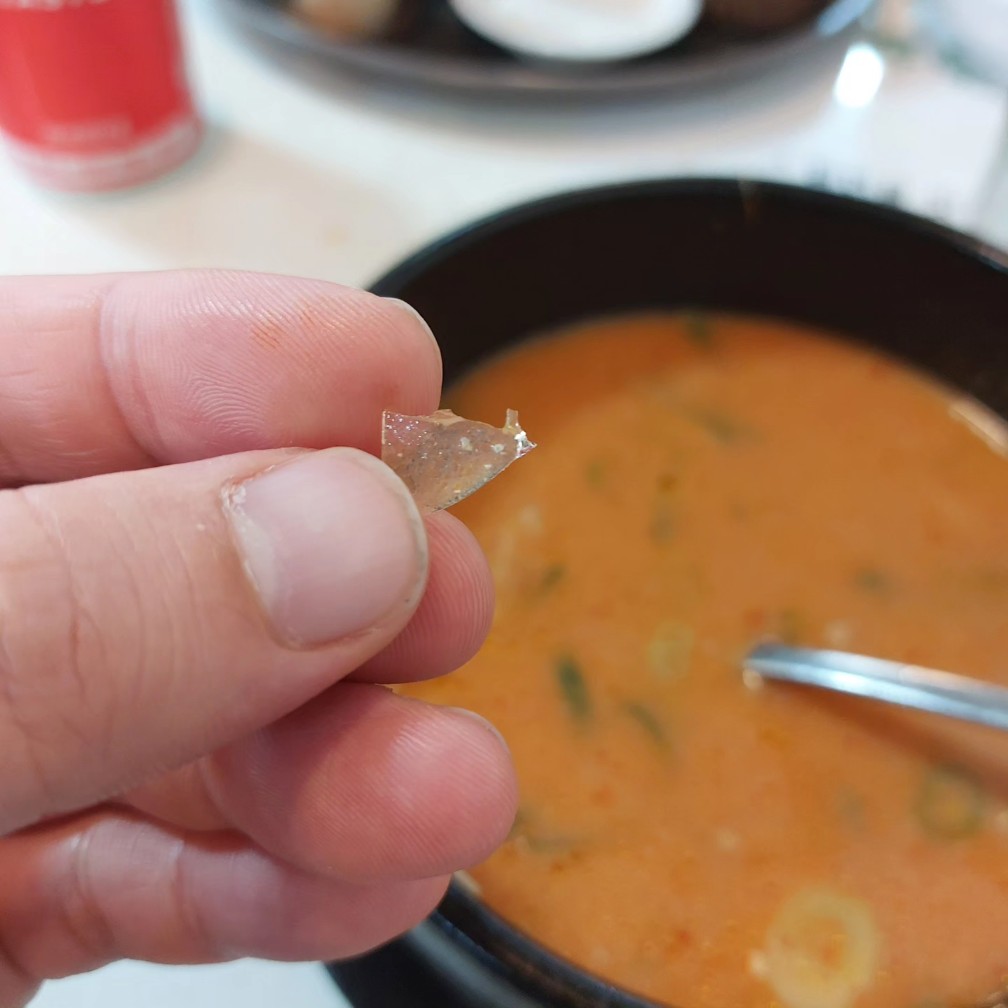 이태원고기밀면 매장 방문 후 남겨주신 고객 리뷰 사진입니다.