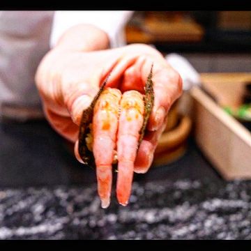 스시류 매장 방문 후 남겨주신 고객 리뷰 사진입니다.