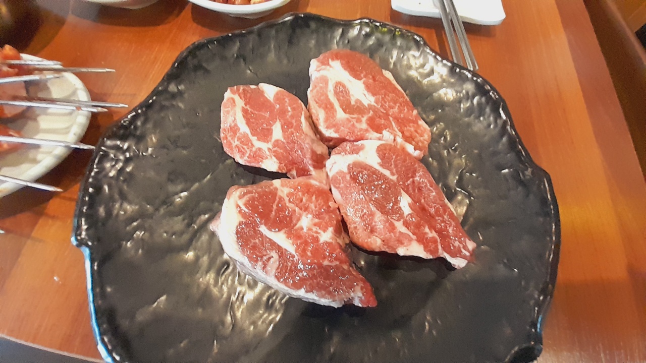 메양꼬치 매장 방문 후 남겨주신 고객 리뷰 사진입니다.