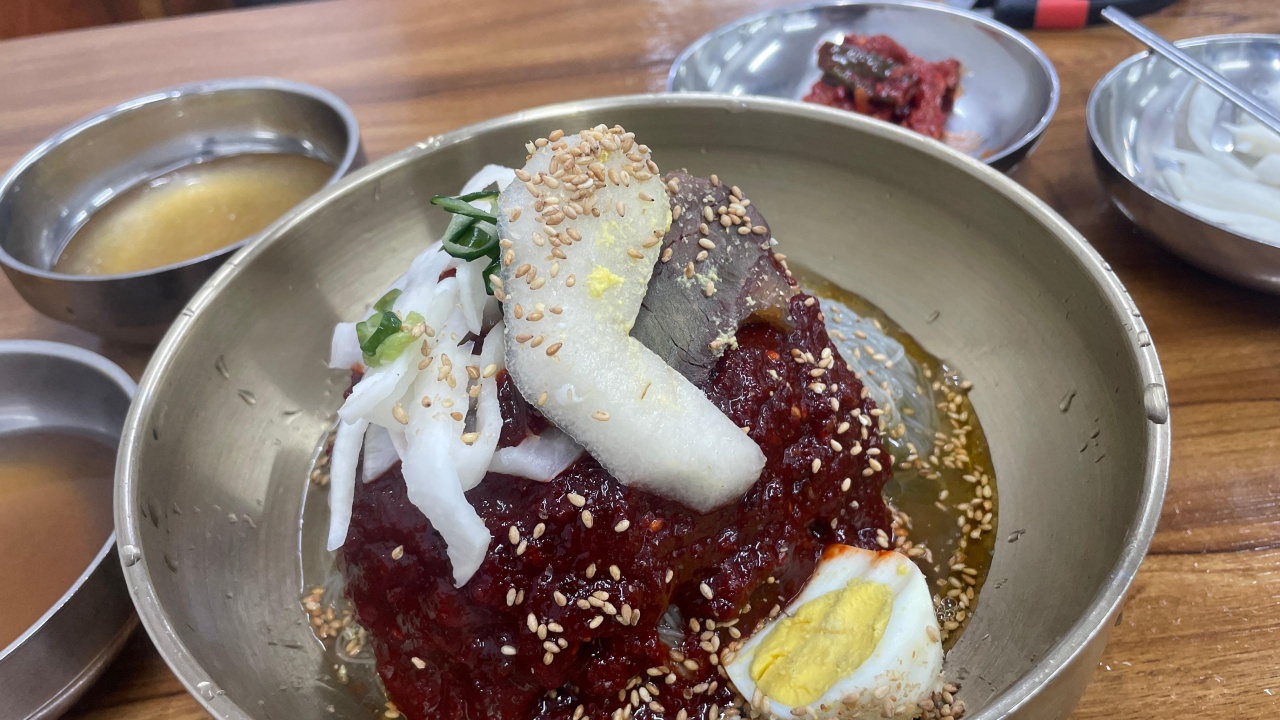 경동함흥냉면 매장 방문 후 남겨주신 고객 리뷰 사진입니다.