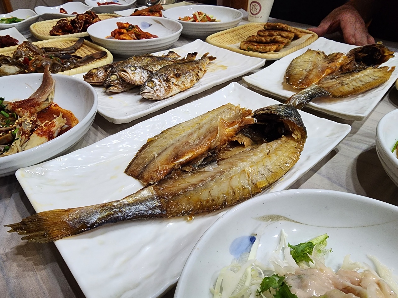 일번지식당 매장 방문 후 남겨주신 고객 리뷰 사진입니다.