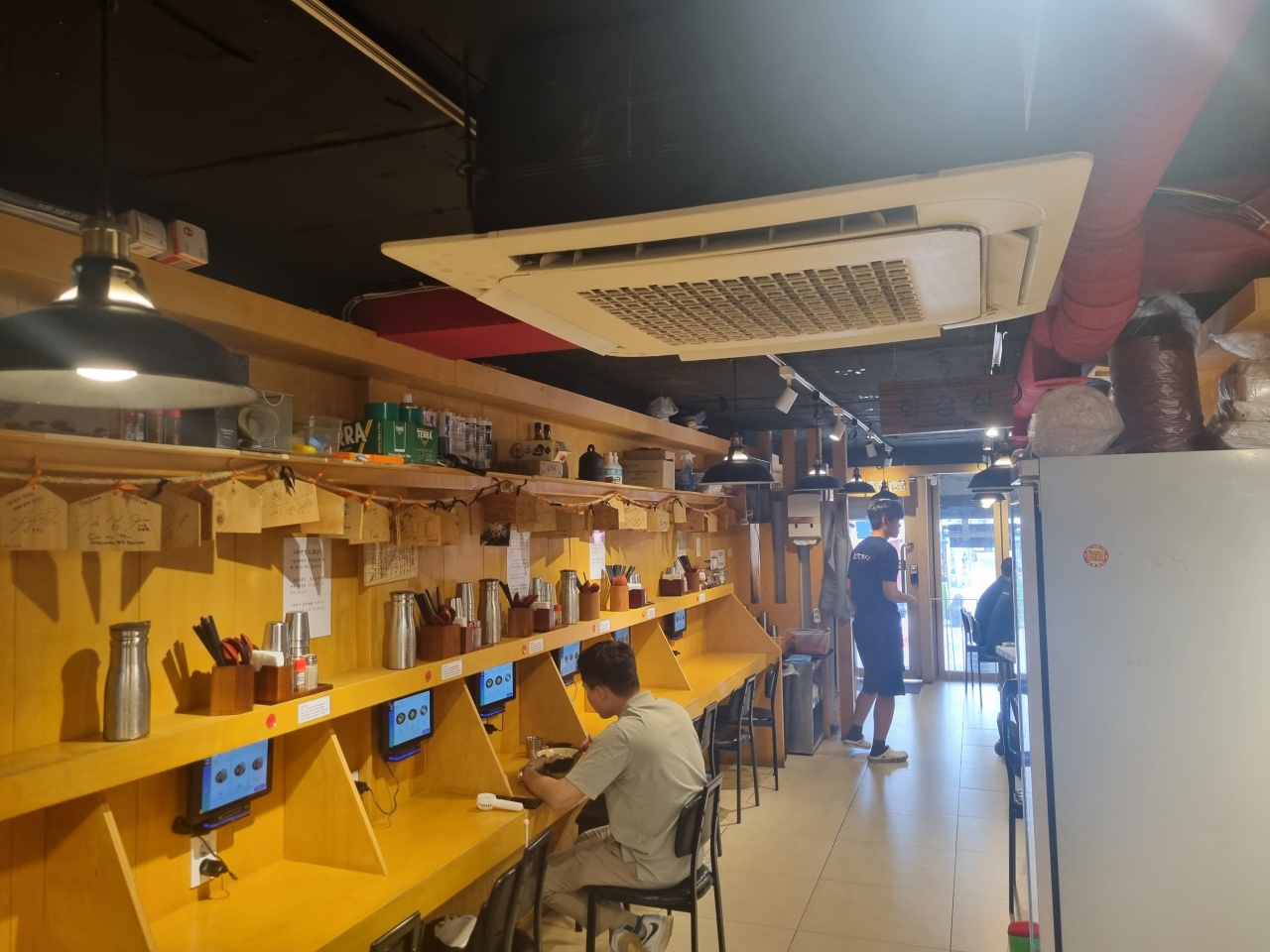사가라멘 매장 방문 후 남겨주신 고객 리뷰 사진입니다.