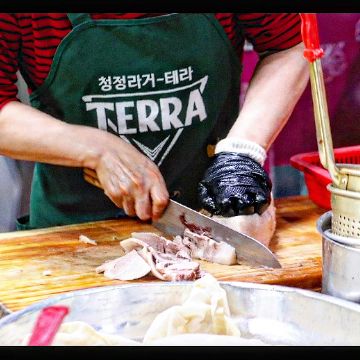 재기돼지국밥 매장 방문 후 남겨주신 고객 리뷰 사진입니다.