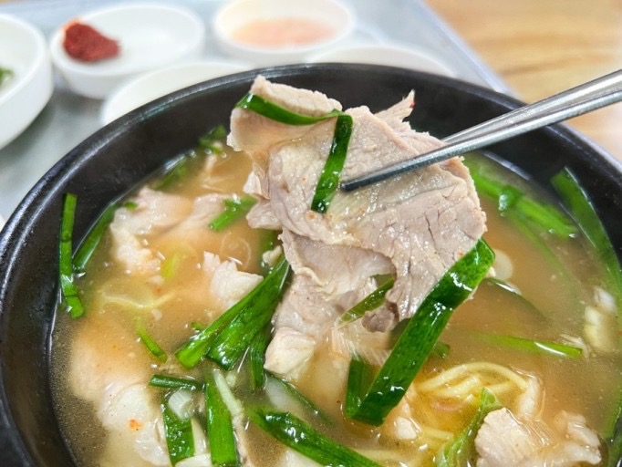 울산돼지국밥 - 울산, 남구-달동 | 맛집검색 식신