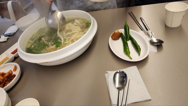 조조칼국수 매장 방문 후 남겨주신 고객 리뷰 사진입니다.