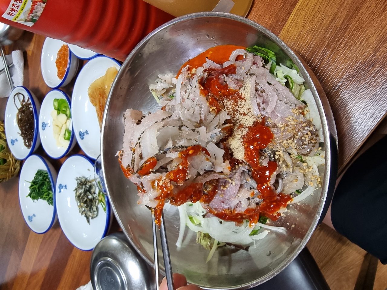 탐라자라돔물회 매장 방문 후 남겨주신 고객 리뷰 사진입니다.