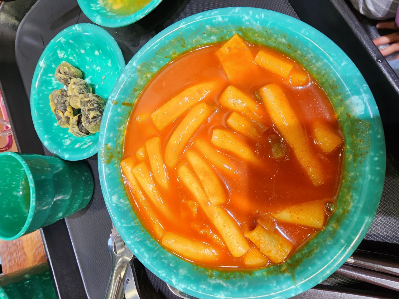 우리할매떡볶이 매장 방문 후 남겨주신 고객 리뷰 사진입니다.
