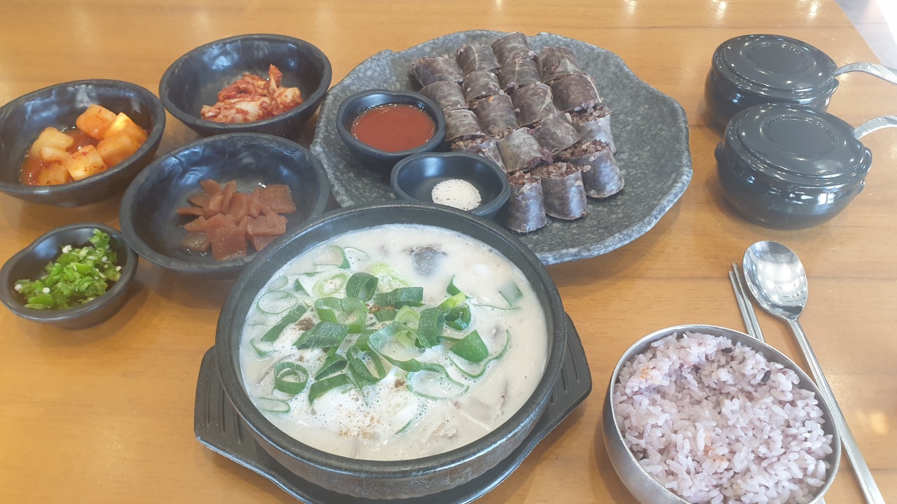 새가덕순대 매장 방문 후 남겨주신 고객 리뷰 사진입니다.