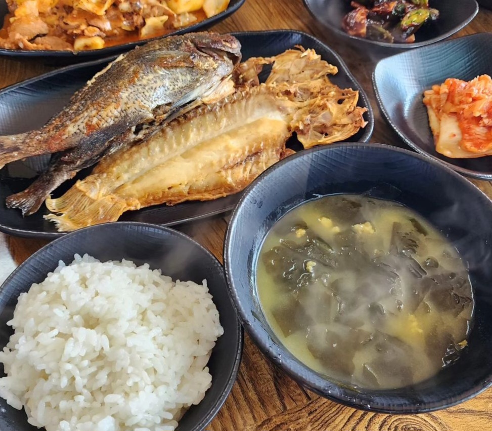 보람식당 매장 방문 후 남겨주신 고객 리뷰 사진입니다.