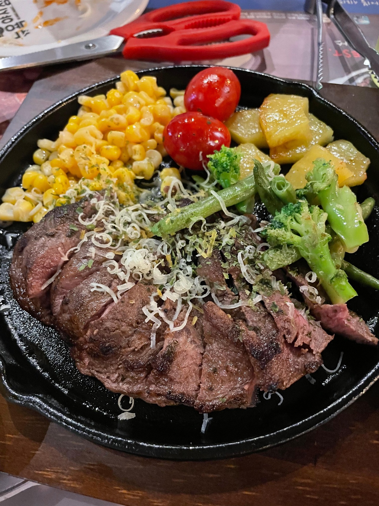 뉴욕야시장 매장 방문 후 남겨주신 고객 리뷰 사진입니다.