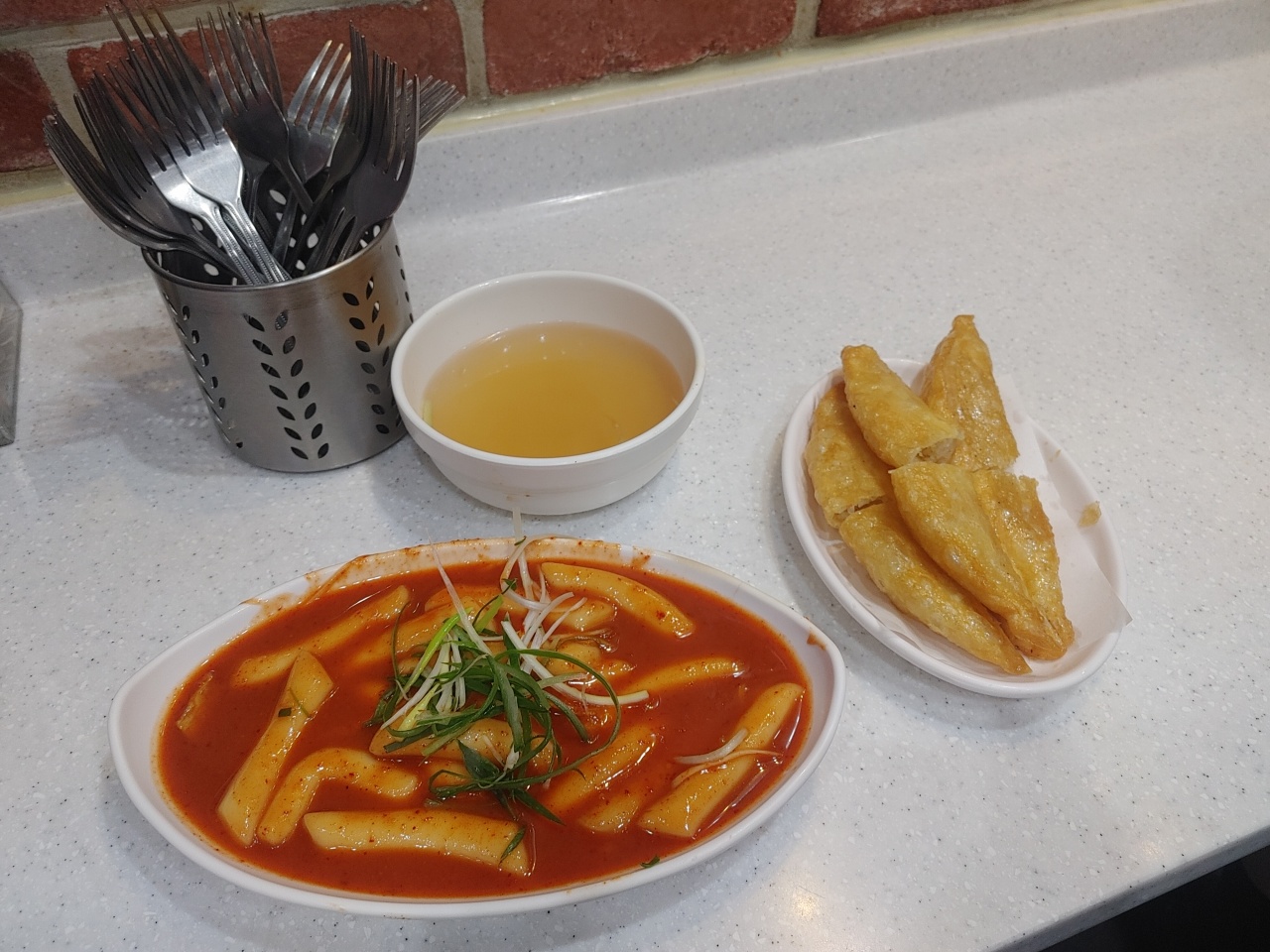 모녀떡볶이 매장 방문 후 남겨주신 고객 리뷰 사진입니다.
