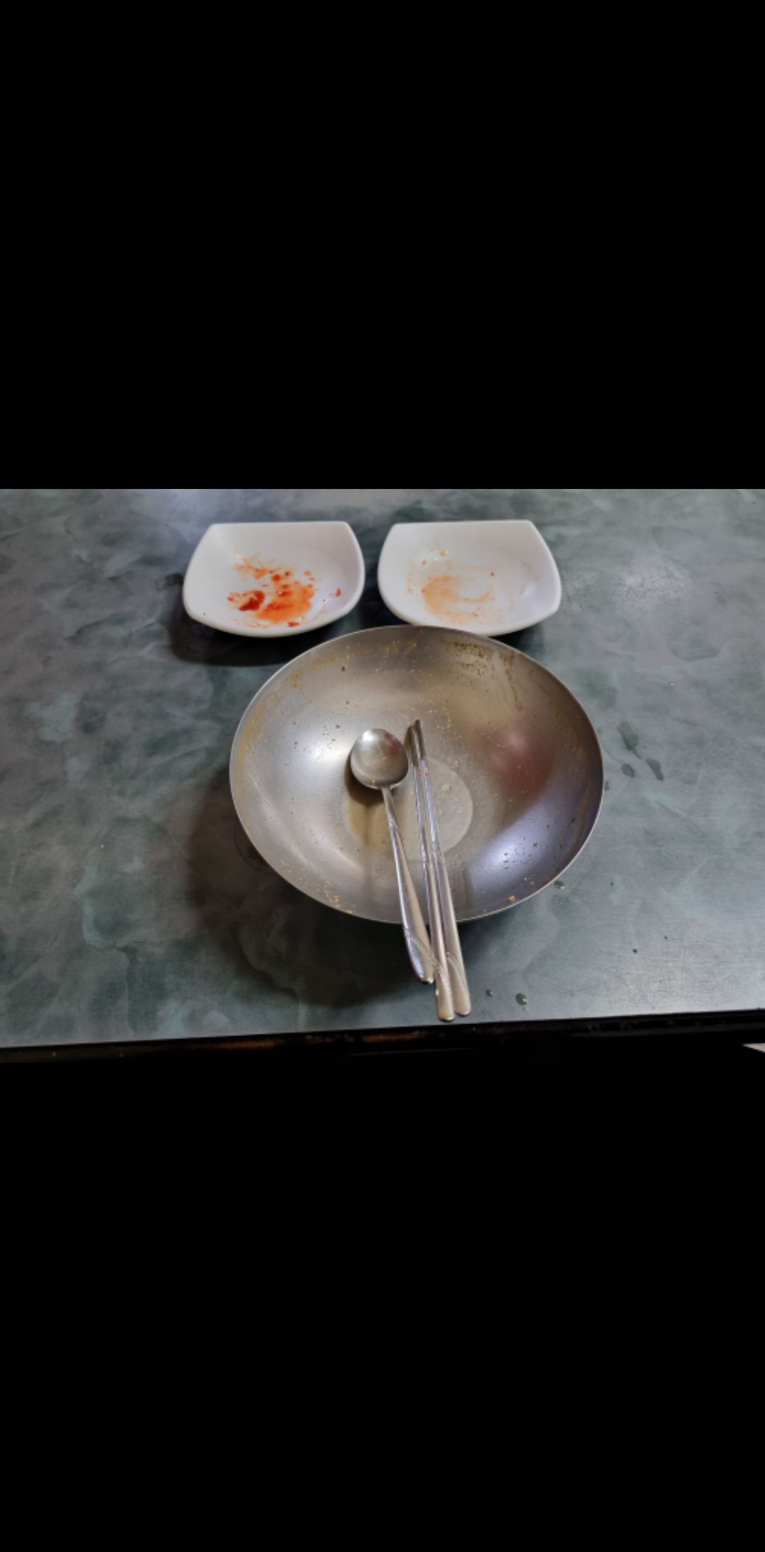 형제칼국수 매장 방문 후 남겨주신 고객 리뷰 사진입니다.
