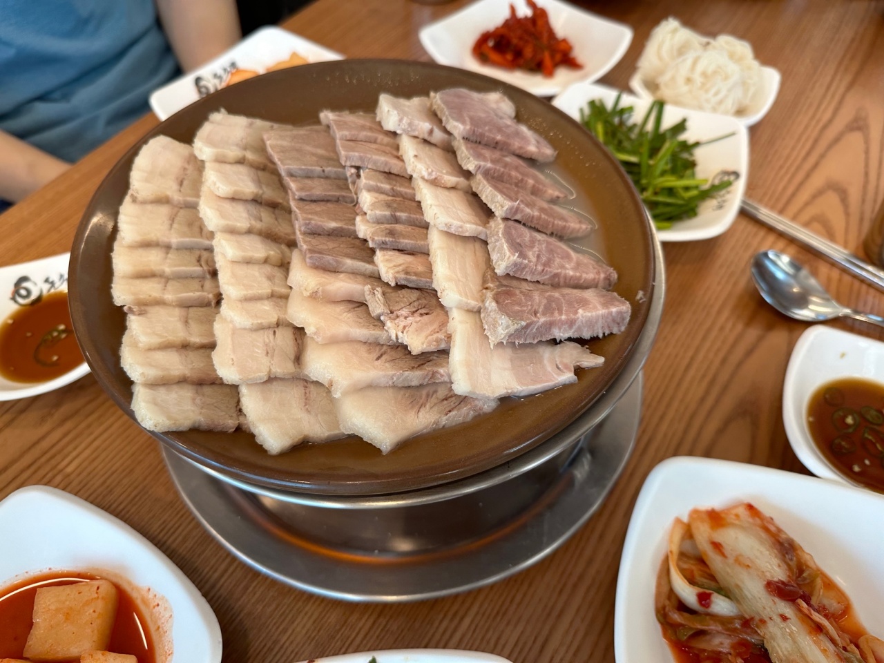 돈수백 매장 방문 후 남겨주신 고객 리뷰 사진입니다.