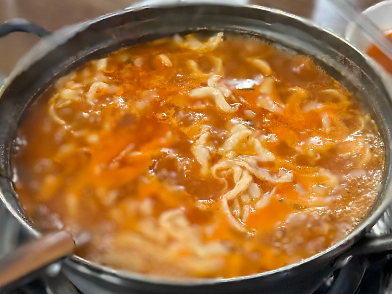봉덕칼국수 매장 방문 후 남겨주신 고객 리뷰 사진입니다.