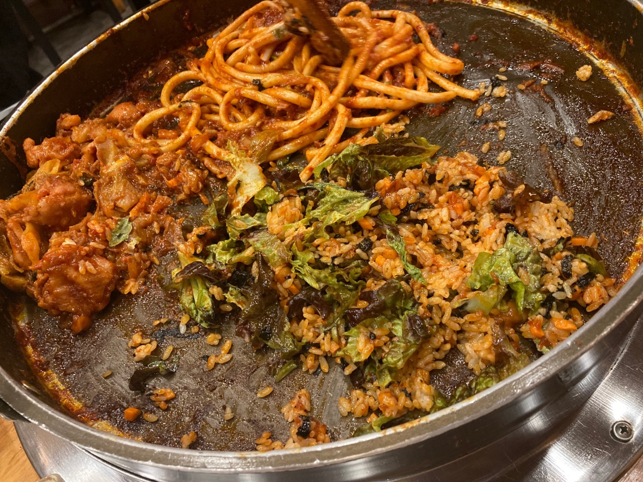 춘천명물닭갈비 매장 방문 후 남겨주신 고객 리뷰 사진입니다.