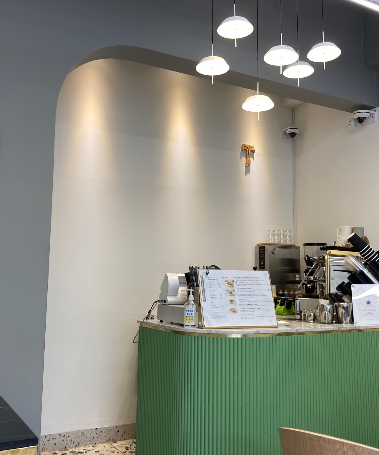 출처 : 식신 회원 '솔직하게써보지' 님의 리뷰 이미지