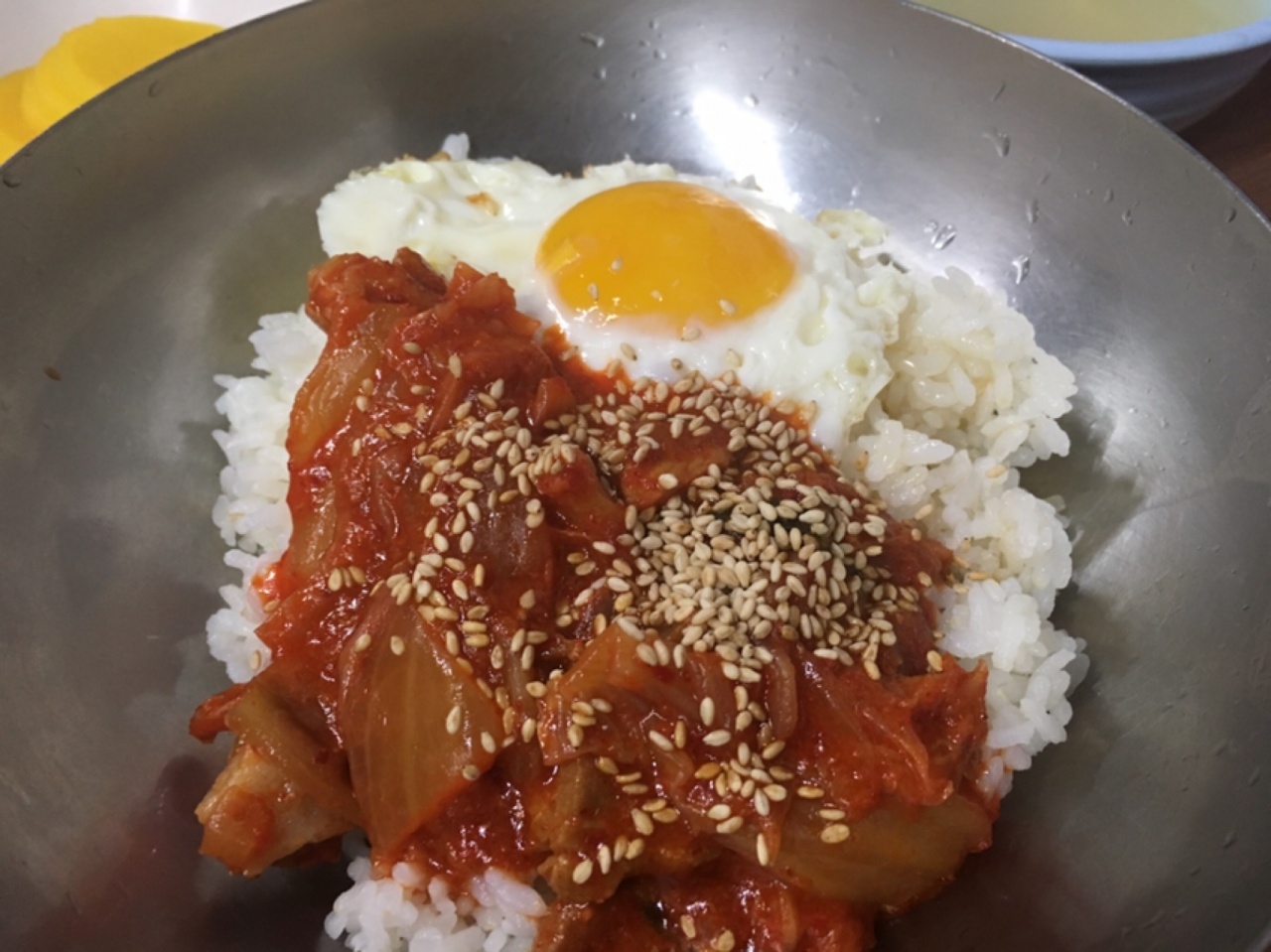 둘리네분식 매장 방문 후 남겨주신 고객 리뷰 사진입니다.