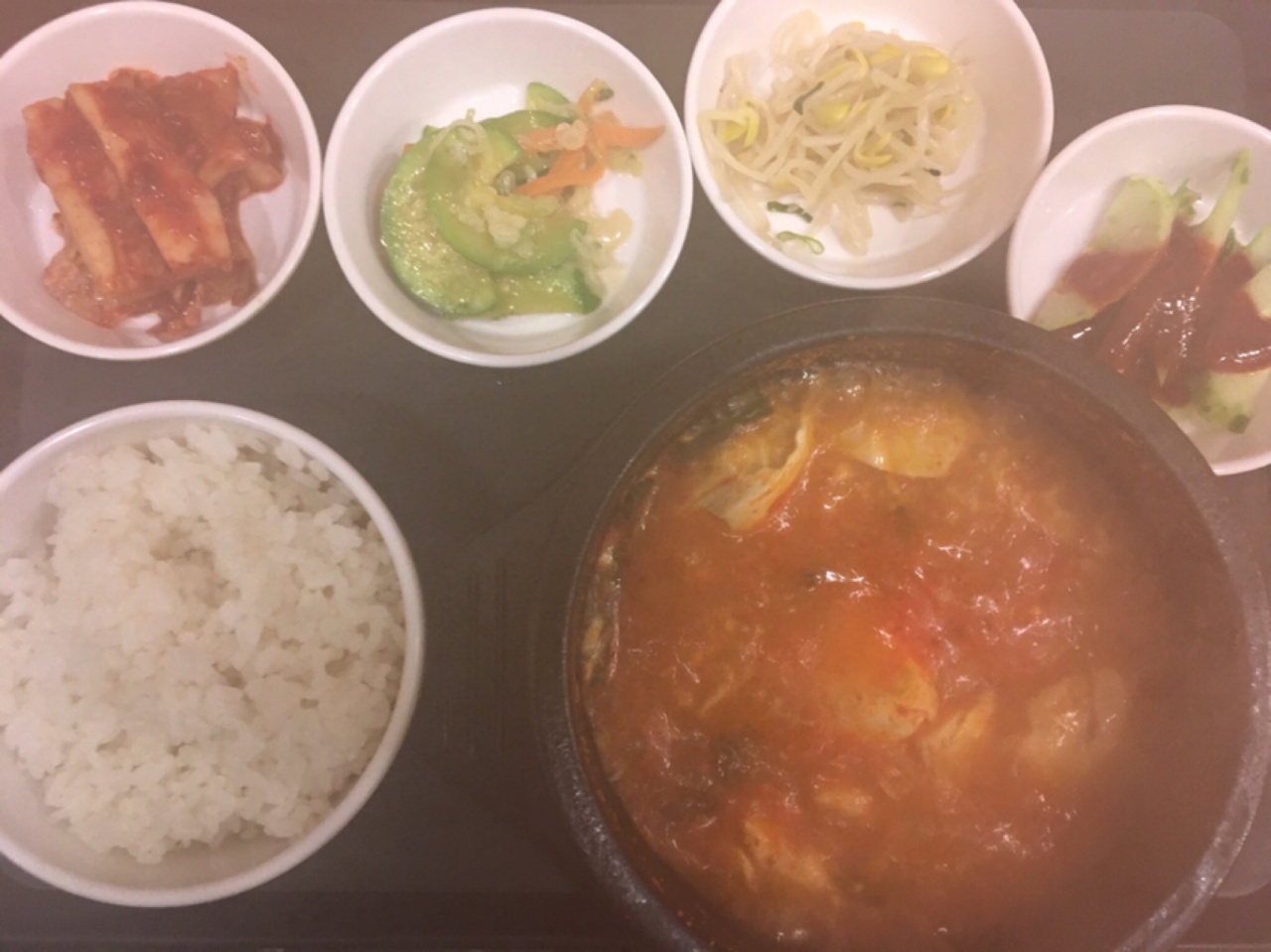김밥스타 매장 방문 후 남겨주신 고객 리뷰 사진입니다.