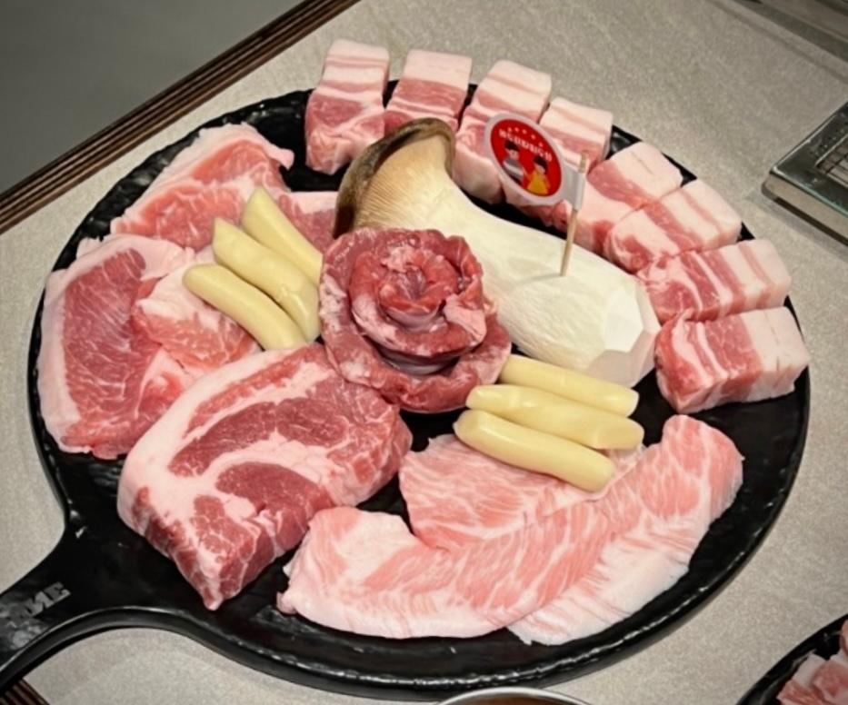 상구네돼지구이 수성못점 매장 방문 후 남겨주신 고객 리뷰 사진입니다.