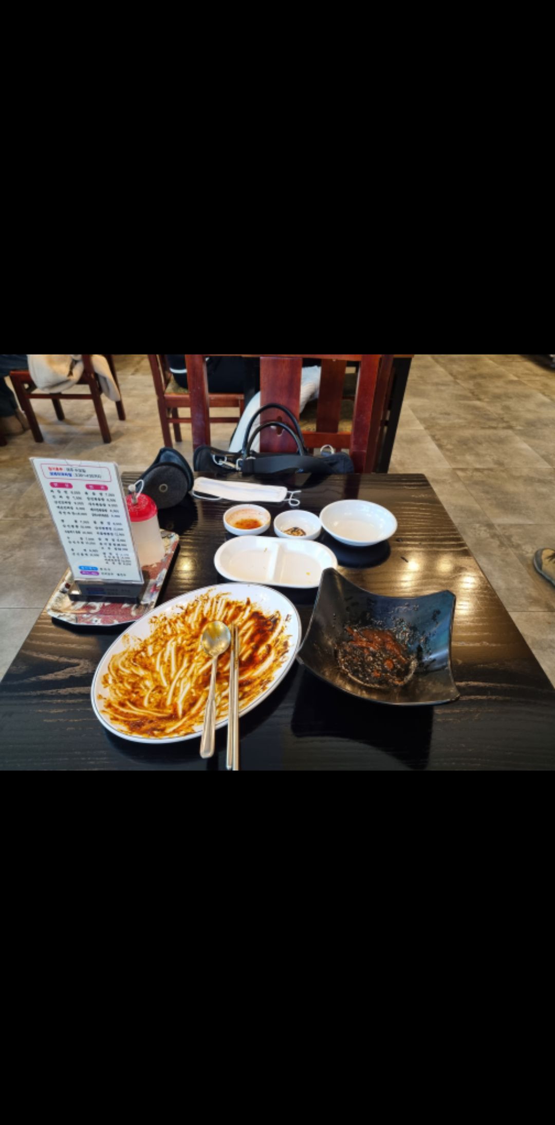 명신반점 매장 방문 후 남겨주신 고객 리뷰 사진입니다.