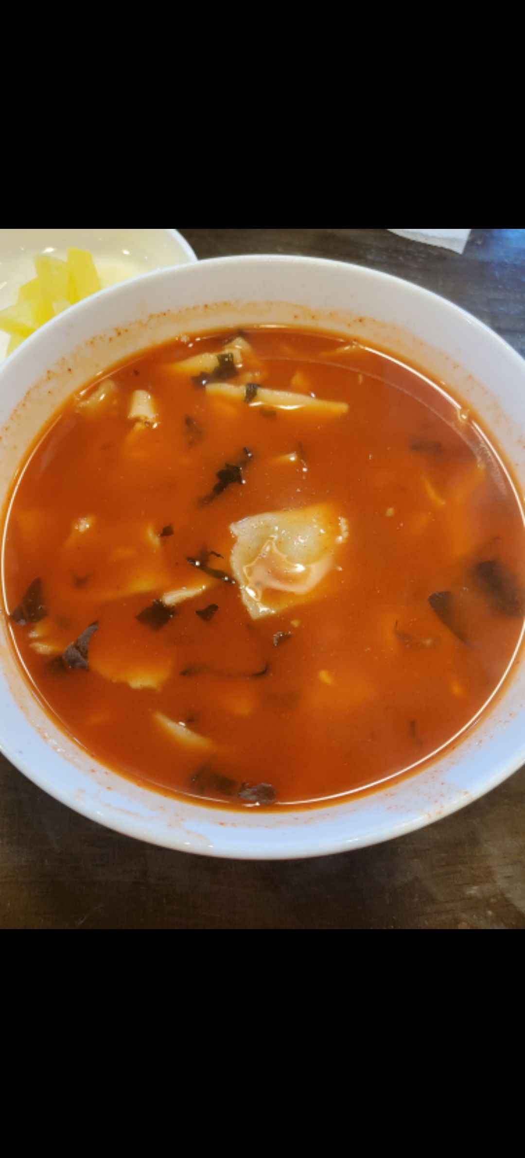 뽕씨네 얼큰 수제비 매장 방문 후 남겨주신 고객 리뷰 사진입니다.