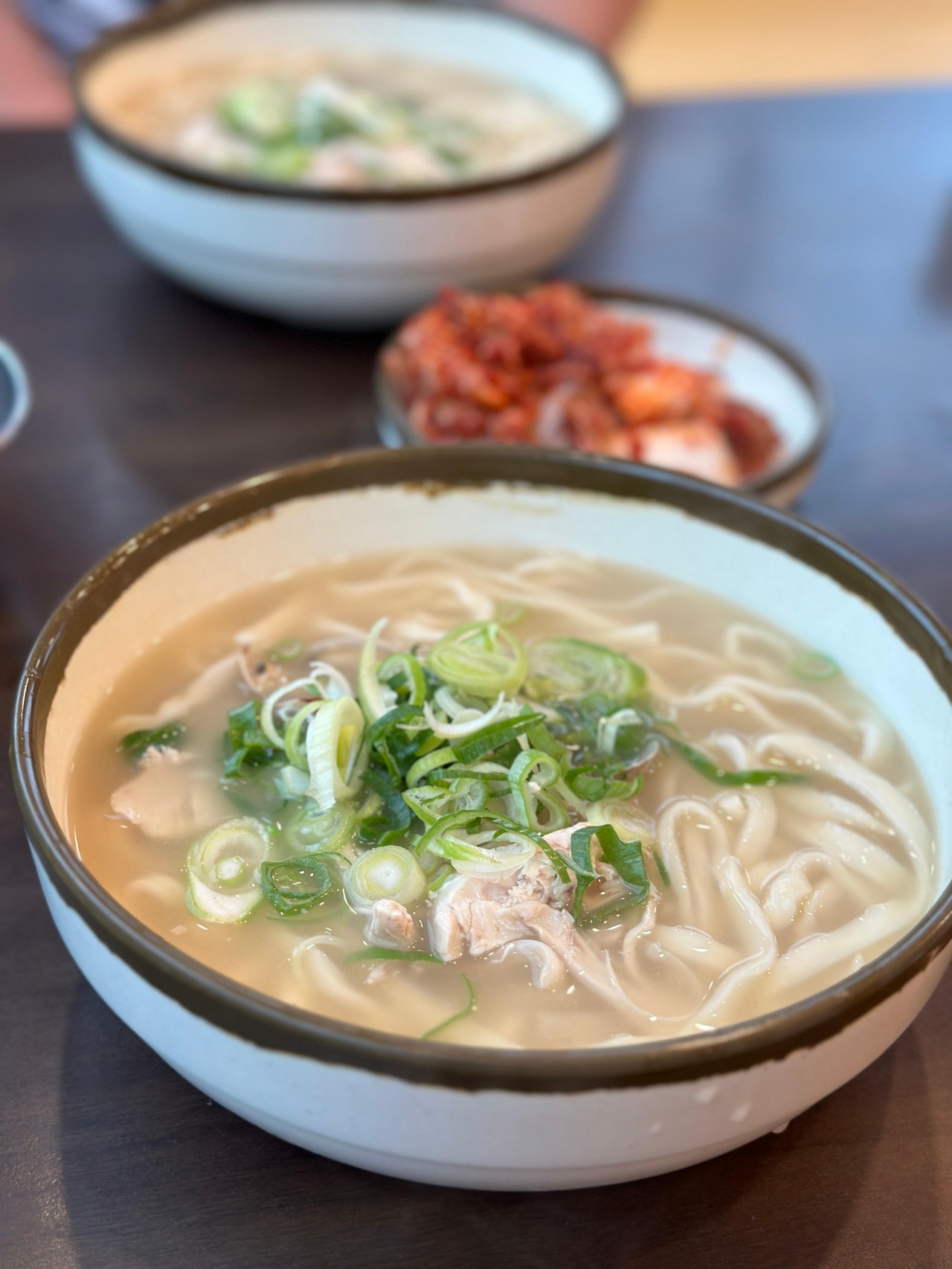 일산칼국수 매장 방문 후 남겨주신 고객 리뷰 사진입니다.