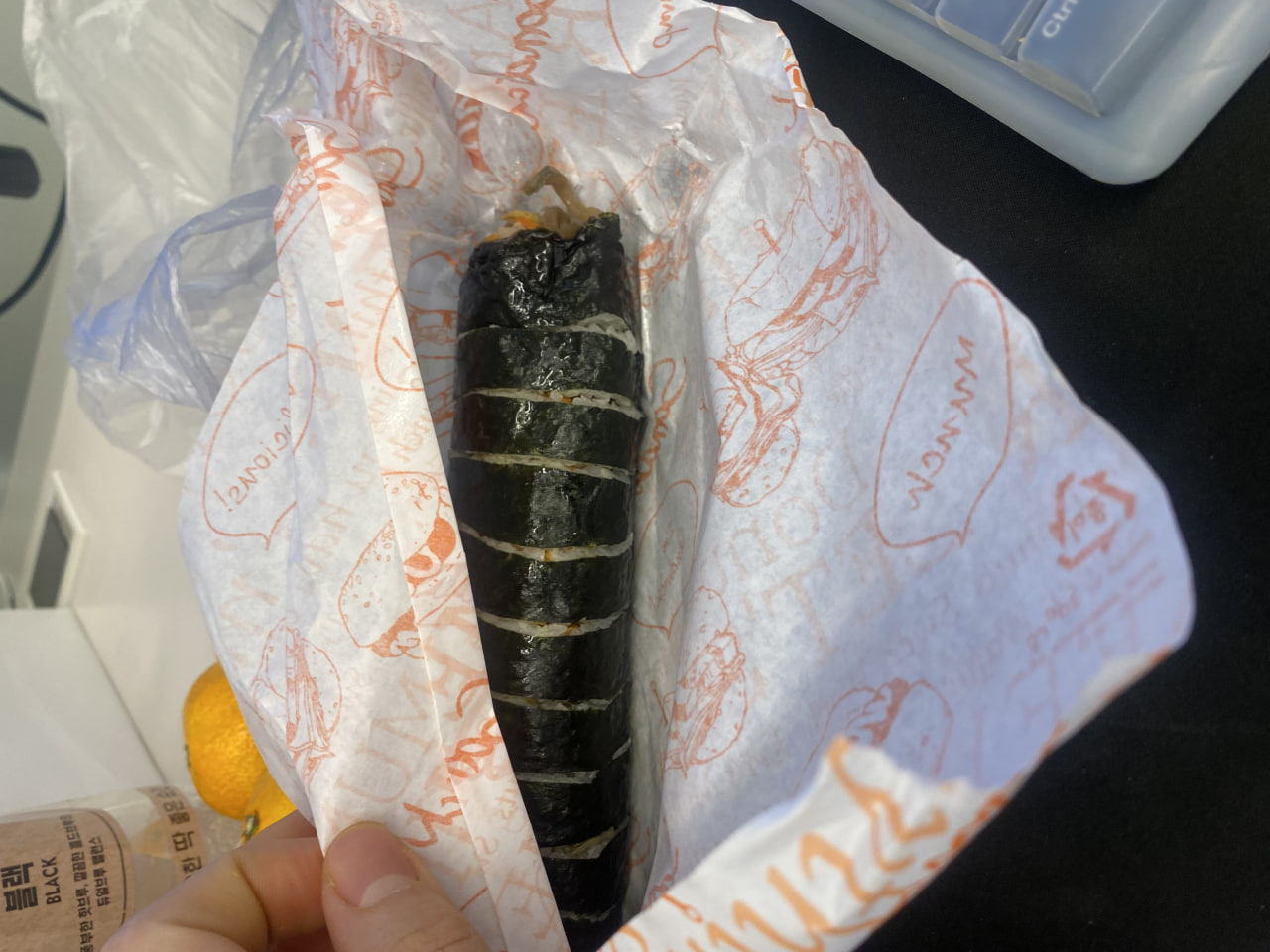 단풍애김밥 개롱역점 매장 방문 후 남겨주신 고객 리뷰 사진입니다.