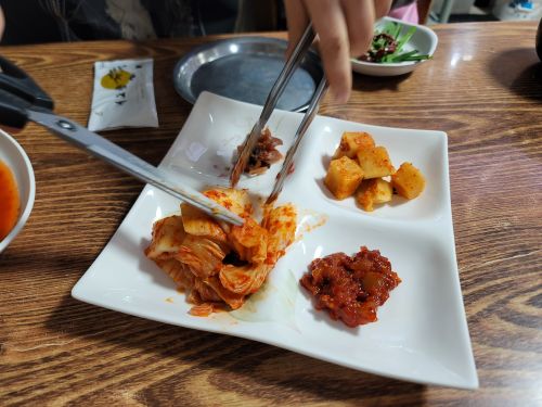 효자문식당 매장 방문 후 남겨주신 고객 리뷰 사진입니다.