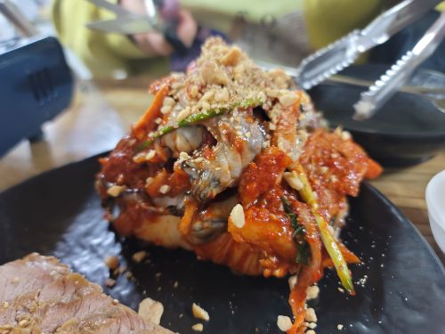 돌다리보쌈 매장 방문 후 남겨주신 고객 리뷰 사진입니다.