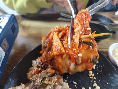 돌다리보쌈 매장 방문 후 남겨주신 고객 리뷰 사진입니다.