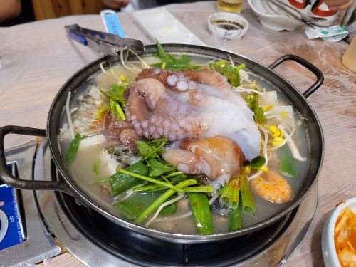 일품해물탕 매장 방문 후 남겨주신 고객 리뷰 사진입니다.
