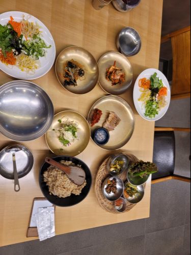 대산보리밥 매장 방문 후 남겨주신 고객 리뷰 사진입니다.
